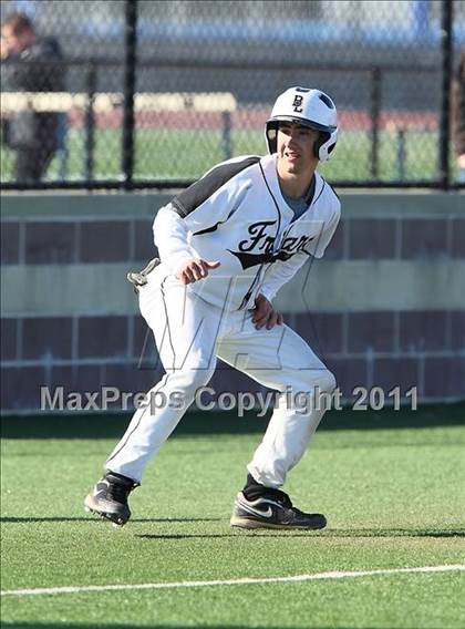 Thumbnail 1 in Bishop Lynch vs. Rockwall (Jesuit Classic) photogallery.