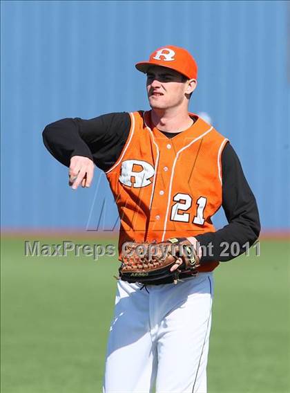 Thumbnail 1 in Bishop Lynch vs. Rockwall (Jesuit Classic) photogallery.