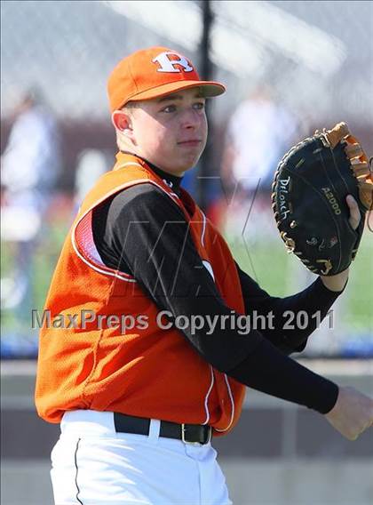 Thumbnail 2 in Bishop Lynch vs. Rockwall (Jesuit Classic) photogallery.