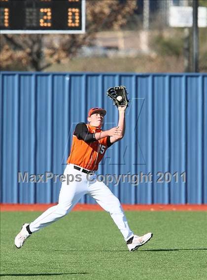 Thumbnail 2 in Bishop Lynch vs. Rockwall (Jesuit Classic) photogallery.