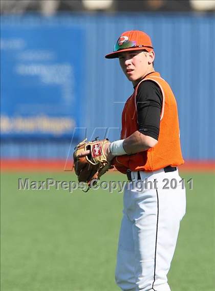 Thumbnail 2 in Bishop Lynch vs. Rockwall (Jesuit Classic) photogallery.
