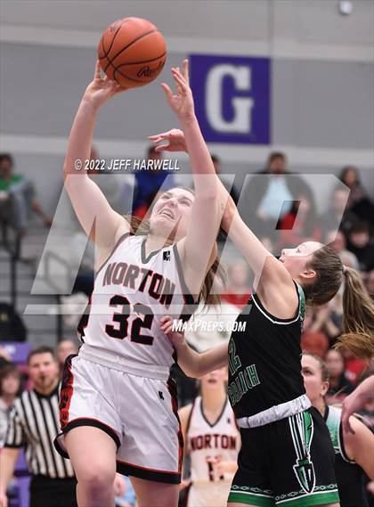Thumbnail 2 in West Branch vs. Norton (OHSAA D2 Regional Semifinal) photogallery.