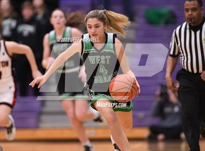 Thumbnail 3 in West Branch vs. Norton (OHSAA D2 Regional Semifinal) photogallery.