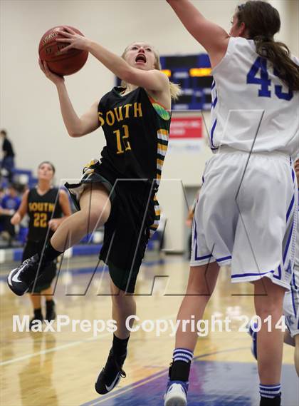 Thumbnail 3 in South @ Kapaun Mt Carmel (KSHSAA 5A Playoff) photogallery.