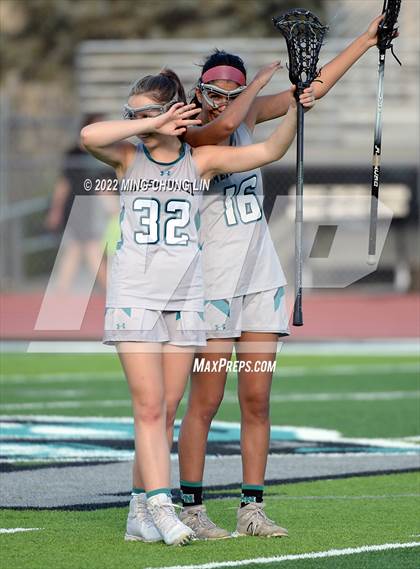 Thumbnail 3 in El Toro @ Aliso Niguel photogallery.