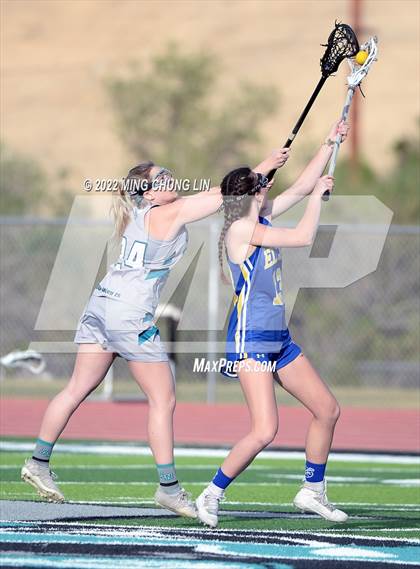Thumbnail 3 in El Toro @ Aliso Niguel photogallery.