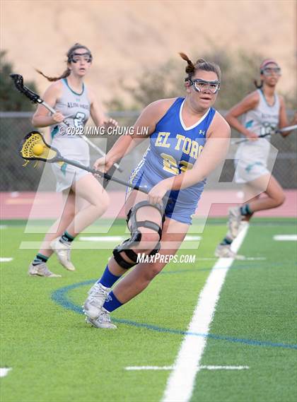 Thumbnail 2 in El Toro @ Aliso Niguel photogallery.