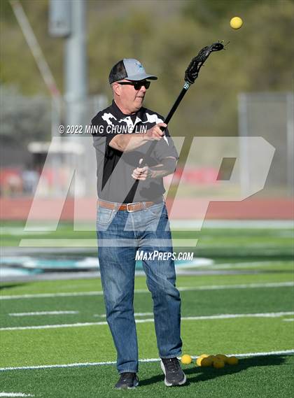 Thumbnail 1 in El Toro @ Aliso Niguel photogallery.