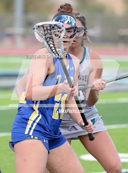 Thumbnail 2 in El Toro @ Aliso Niguel photogallery.