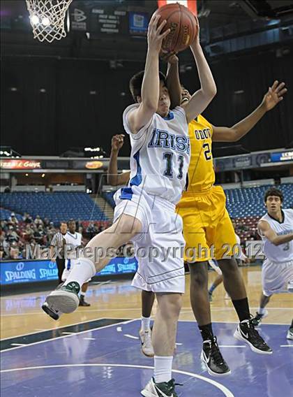 Thumbnail 3 in Bishop O'Dowd vs. Sacred Heart Cathedral (CIF D3 NorCal Regional Final) photogallery.
