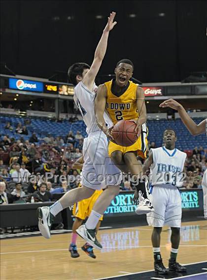Thumbnail 1 in Bishop O'Dowd vs. Sacred Heart Cathedral (CIF D3 NorCal Regional Final) photogallery.
