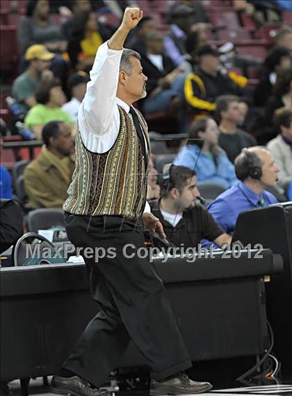 Thumbnail 3 in Bishop O'Dowd vs. Sacred Heart Cathedral (CIF D3 NorCal Regional Final) photogallery.
