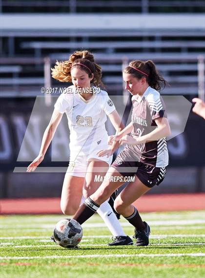 Thumbnail 3 in Archbishop Mitty vs Saint Francis photogallery.
