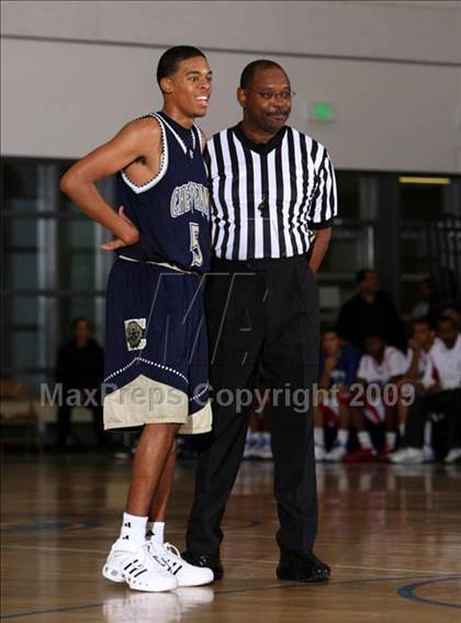 Thumbnail 2 in Serra vs. Cheyenne (MLK Hoops Shootout) photogallery.