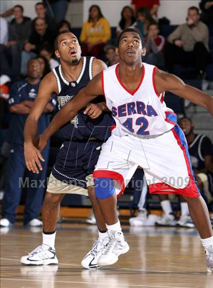 Thumbnail 3 in Serra vs. Cheyenne (MLK Hoops Shootout) photogallery.