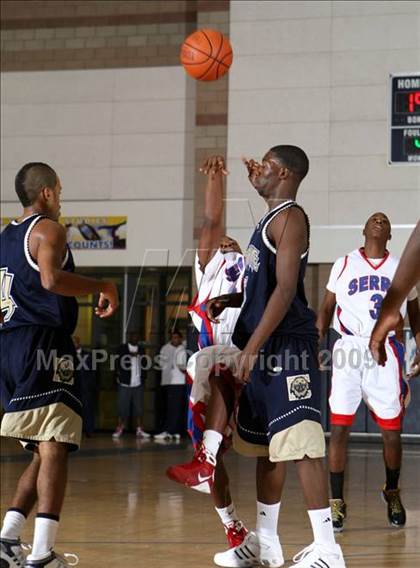 Thumbnail 1 in Serra vs. Cheyenne (MLK Hoops Shootout) photogallery.