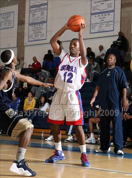 Thumbnail 3 in Serra vs. Cheyenne (MLK Hoops Shootout) photogallery.