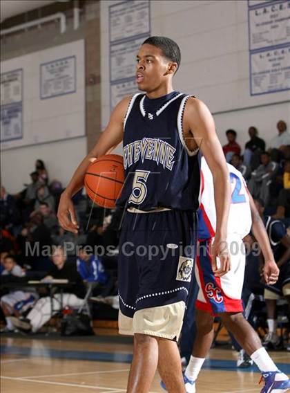 Thumbnail 1 in Serra vs. Cheyenne (MLK Hoops Shootout) photogallery.