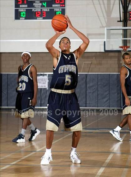 Thumbnail 3 in Serra vs. Cheyenne (MLK Hoops Shootout) photogallery.