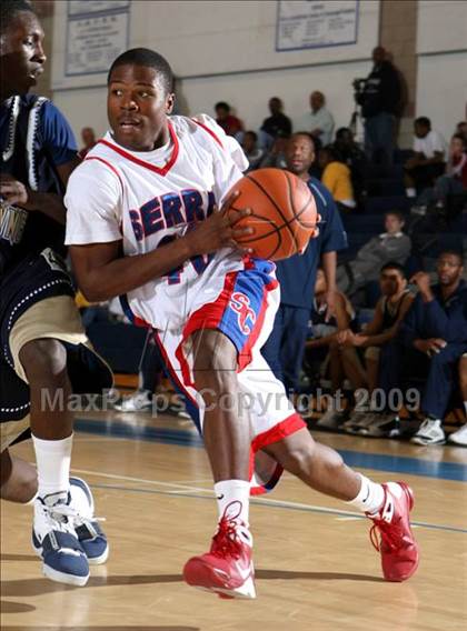 Thumbnail 3 in Serra vs. Cheyenne (MLK Hoops Shootout) photogallery.