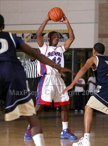Thumbnail 3 in Serra vs. Cheyenne (MLK Hoops Shootout) photogallery.