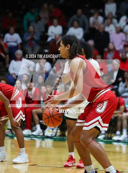 Thumbnail 2 in Jeffersonville vs Lawrence North (IHSAA 4A Semi State) photogallery.