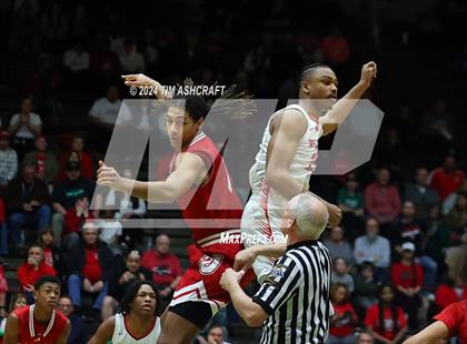 Thumbnail 2 in Jeffersonville vs Lawrence North (IHSAA 4A Semi State) photogallery.