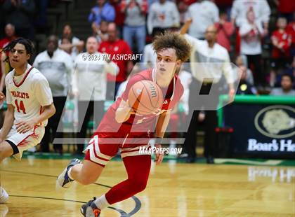 Thumbnail 3 in Jeffersonville vs Lawrence North (IHSAA 4A Semi State) photogallery.