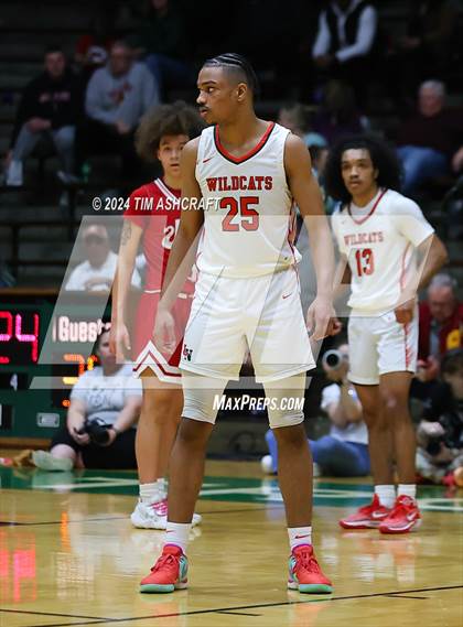 Thumbnail 2 in Jeffersonville vs Lawrence North (IHSAA 4A Semi State) photogallery.