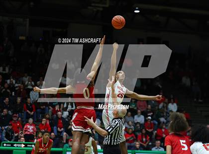 Thumbnail 2 in Jeffersonville vs Lawrence North (IHSAA 4A Semi State) photogallery.