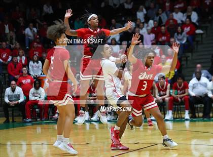 Thumbnail 3 in Jeffersonville vs Lawrence North (IHSAA 4A Semi State) photogallery.