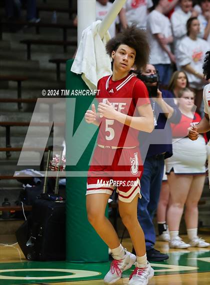 Thumbnail 2 in Jeffersonville vs Lawrence North (IHSAA 4A Semi State) photogallery.