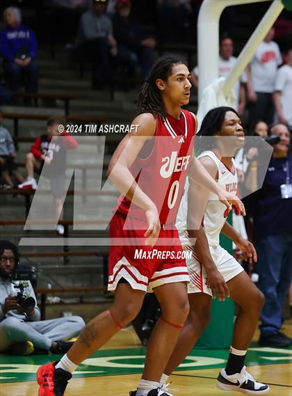 Thumbnail 3 in Jeffersonville vs Lawrence North (IHSAA 4A Semi State) photogallery.