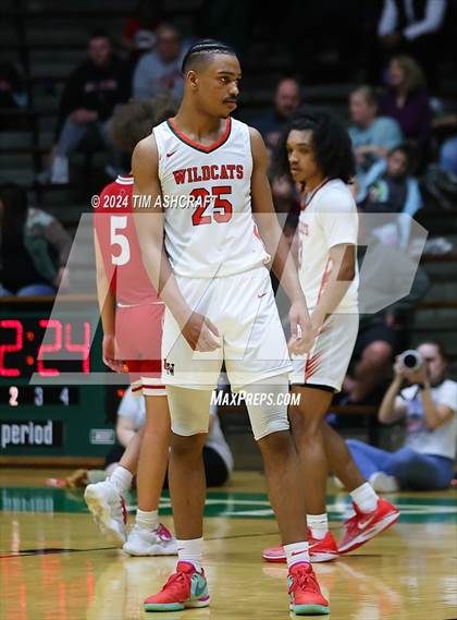 Thumbnail 1 in Jeffersonville vs Lawrence North (IHSAA 4A Semi State) photogallery.