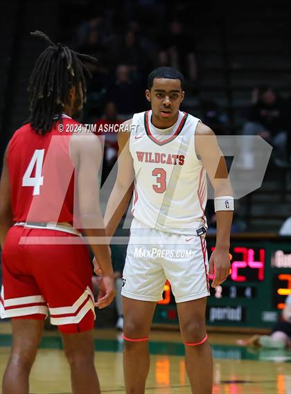 Thumbnail 3 in Jeffersonville vs Lawrence North (IHSAA 4A Semi State) photogallery.
