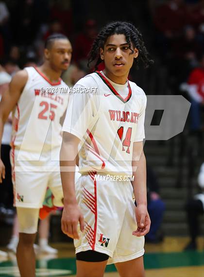 Thumbnail 2 in Jeffersonville vs Lawrence North (IHSAA 4A Semi State) photogallery.