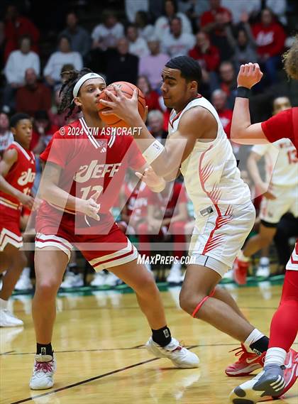 Thumbnail 3 in Jeffersonville vs Lawrence North (IHSAA 4A Semi State) photogallery.