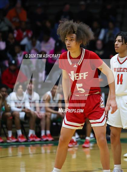 Thumbnail 3 in Jeffersonville vs Lawrence North (IHSAA 4A Semi State) photogallery.