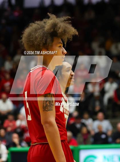 Thumbnail 3 in Jeffersonville vs Lawrence North (IHSAA 4A Semi State) photogallery.