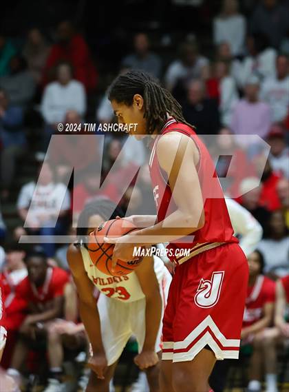 Thumbnail 3 in Jeffersonville vs Lawrence North (IHSAA 4A Semi State) photogallery.