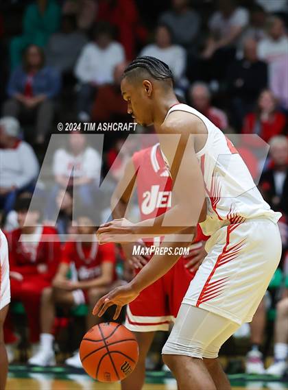 Thumbnail 2 in Jeffersonville vs Lawrence North (IHSAA 4A Semi State) photogallery.