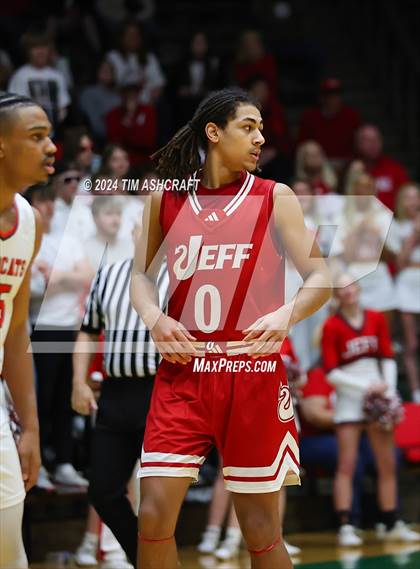 Thumbnail 2 in Jeffersonville vs Lawrence North (IHSAA 4A Semi State) photogallery.