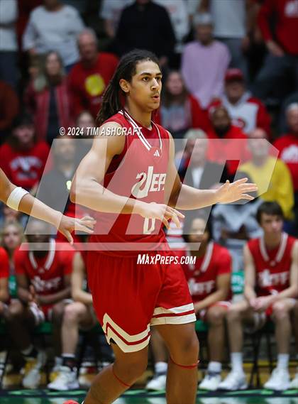 Thumbnail 2 in Jeffersonville vs Lawrence North (IHSAA 4A Semi State) photogallery.