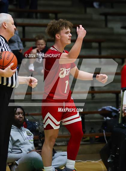 Thumbnail 3 in Jeffersonville vs Lawrence North (IHSAA 4A Semi State) photogallery.