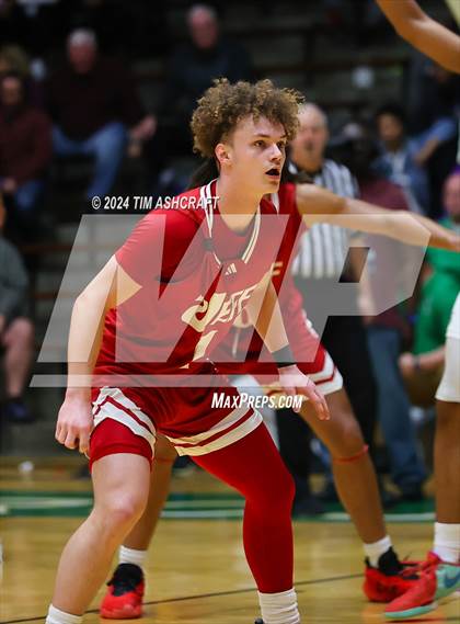 Thumbnail 3 in Jeffersonville vs Lawrence North (IHSAA 4A Semi State) photogallery.