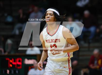 Thumbnail 2 in Jeffersonville vs Lawrence North (IHSAA 4A Semi State) photogallery.