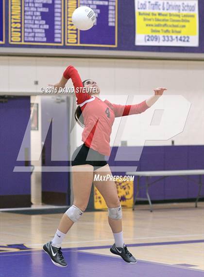 Thumbnail 1 in Hilmar vs. Ripon (CIF SJS D4 Final) photogallery.