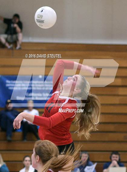 Thumbnail 1 in Hilmar vs. Ripon (CIF SJS D4 Final) photogallery.