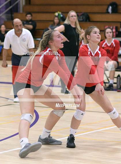 Thumbnail 3 in Hilmar vs. Ripon (CIF SJS D4 Final) photogallery.