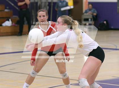 Thumbnail 1 in Hilmar vs. Ripon (CIF SJS D4 Final) photogallery.